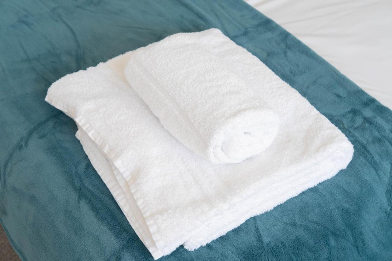 Beautiful And Comfortable Home Away From Home With Free Parking, Fast Wifi And White Crisp Hotel Standard Linen Hosted By Our Home Short Stays Нортхемптон Экстерьер фото